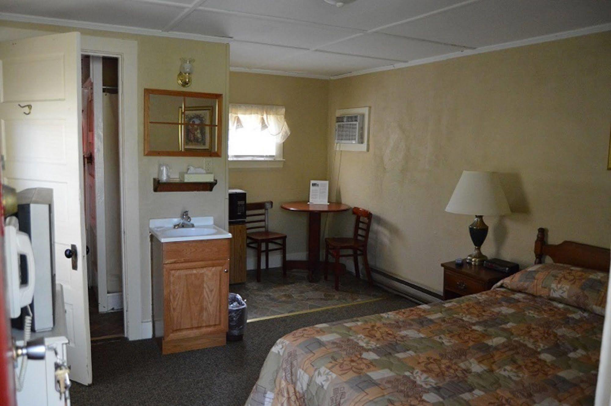 Kennebunk Gallery Motel And Cottages Esterno foto