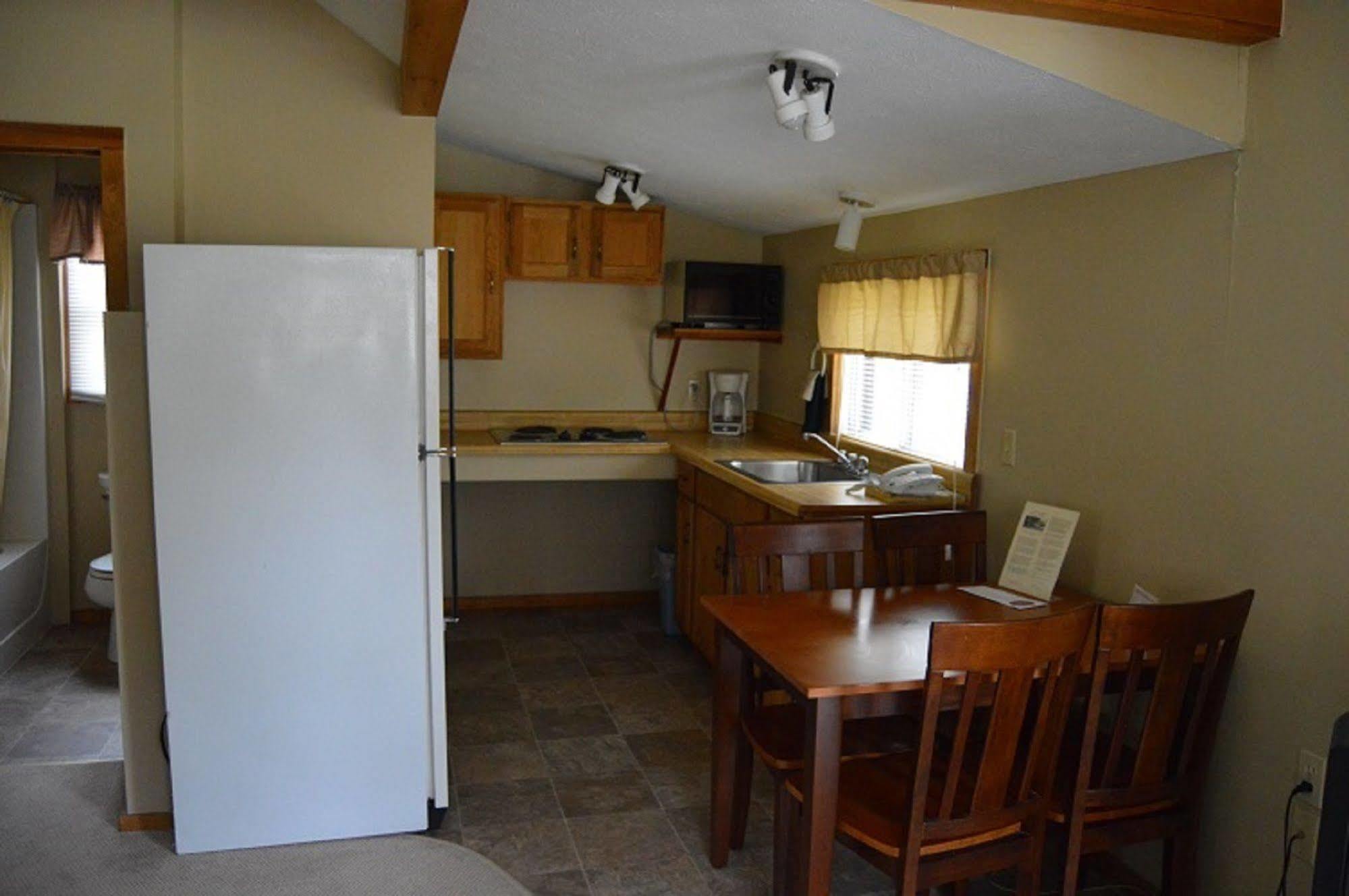 Kennebunk Gallery Motel And Cottages Esterno foto